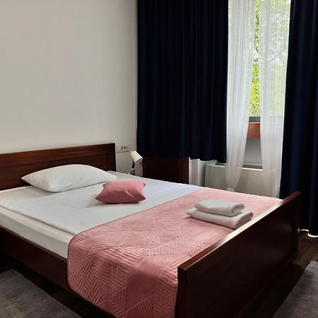 Hotel Paviljon Bihać 외부 사진