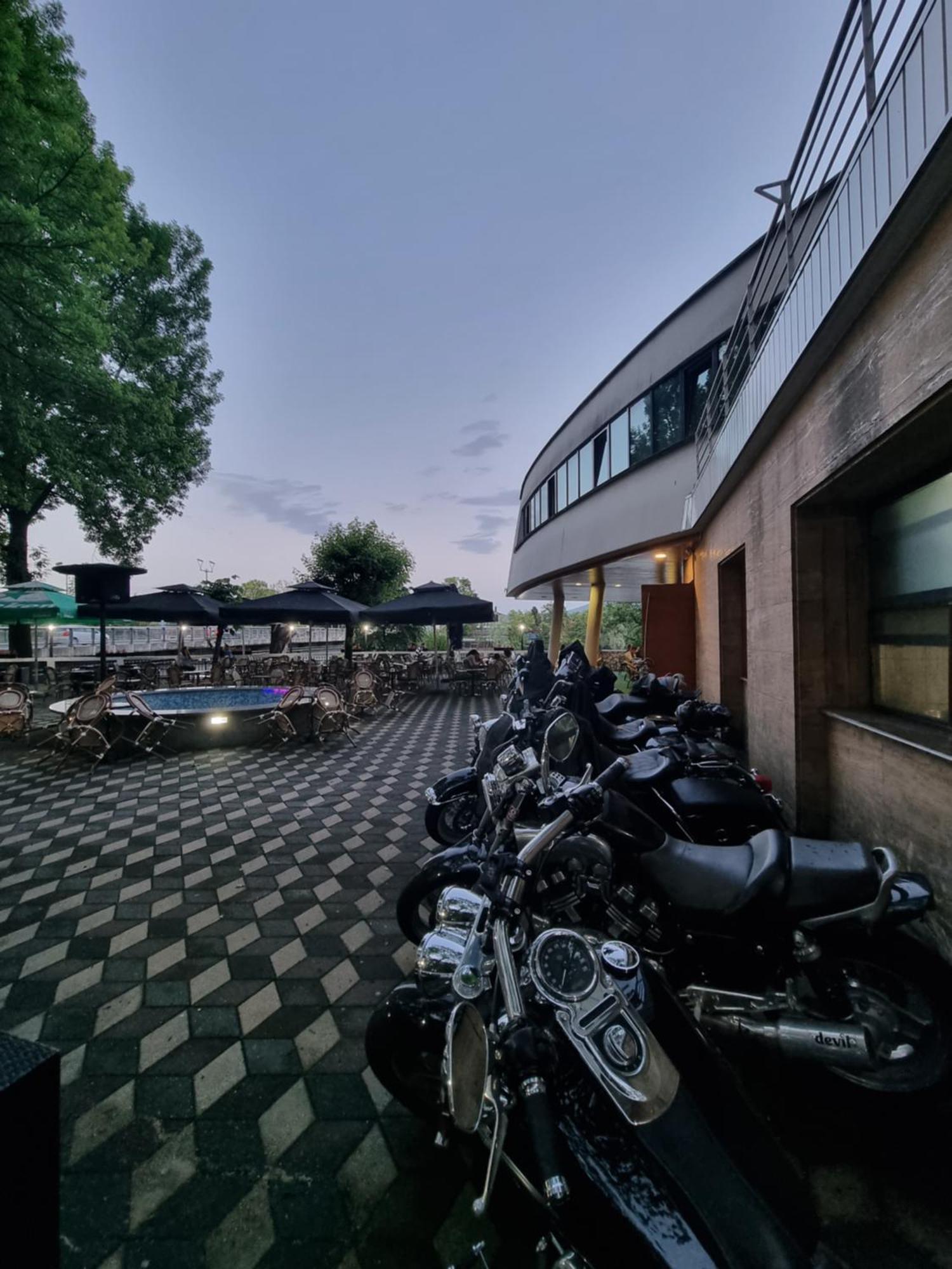 Hotel Paviljon Bihać 외부 사진