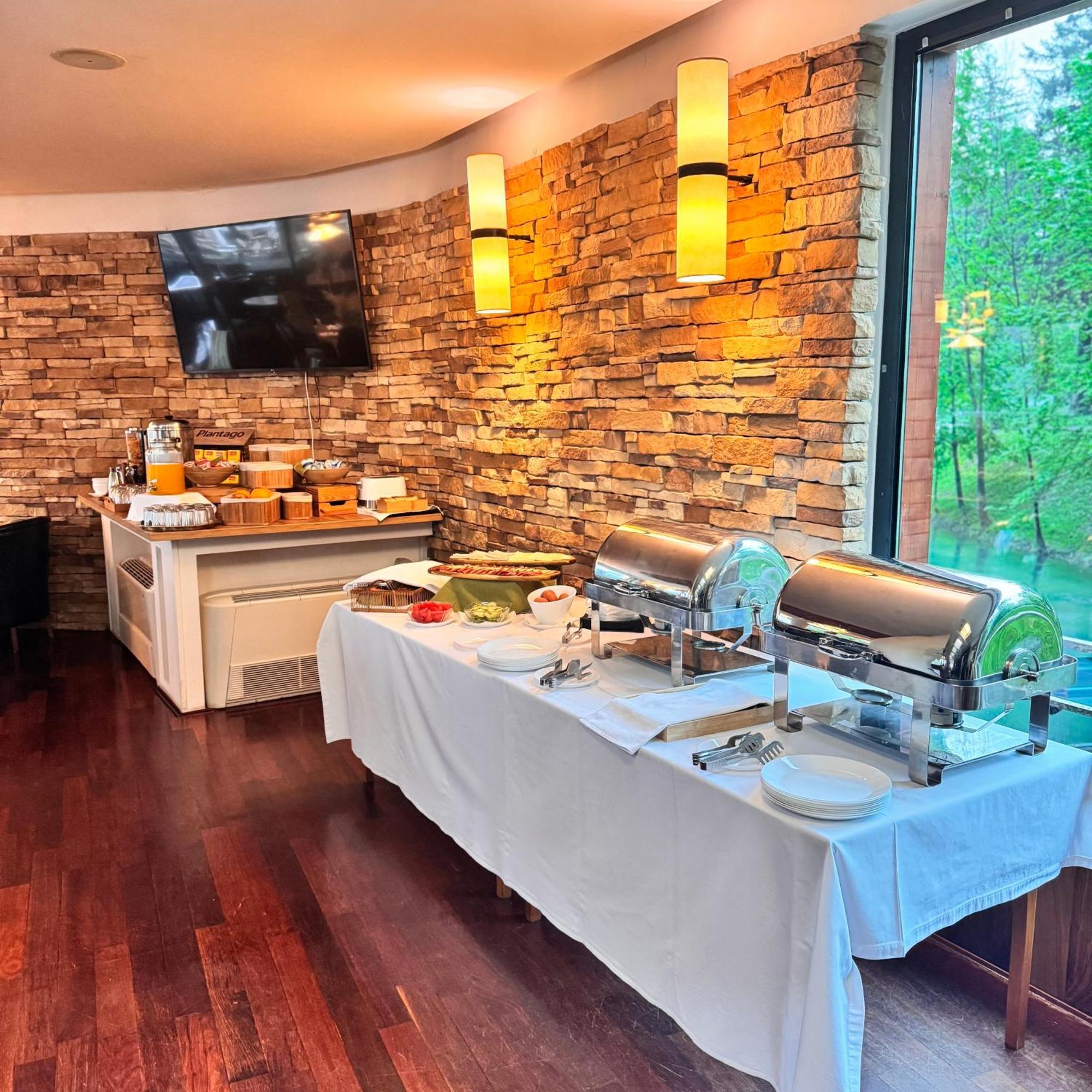 Hotel Paviljon Bihać 외부 사진