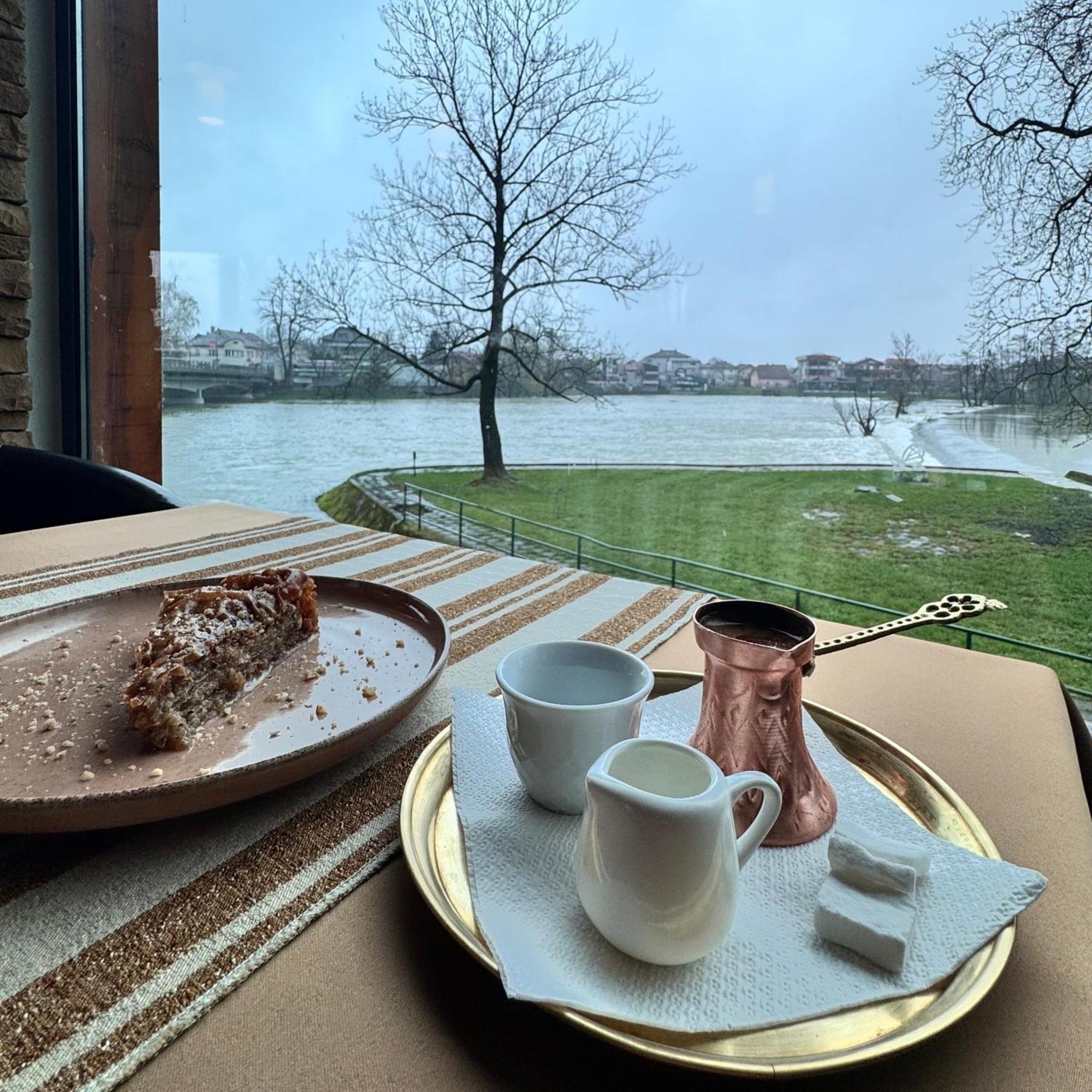 Hotel Paviljon Bihać 외부 사진