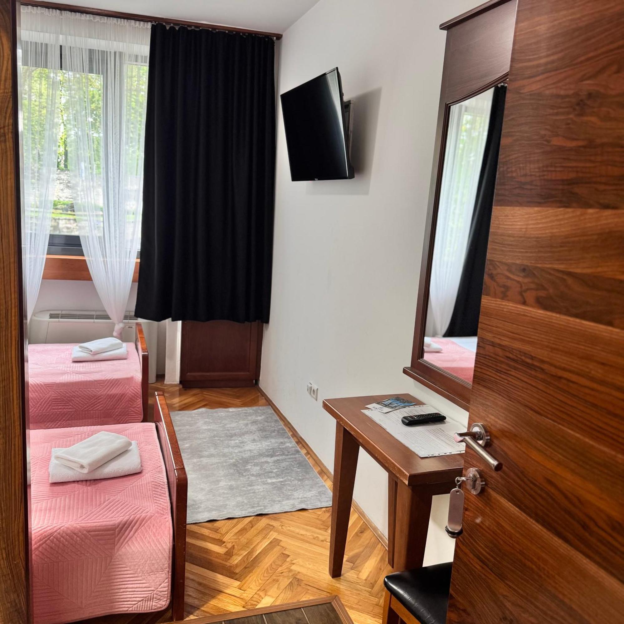Hotel Paviljon Bihać 외부 사진